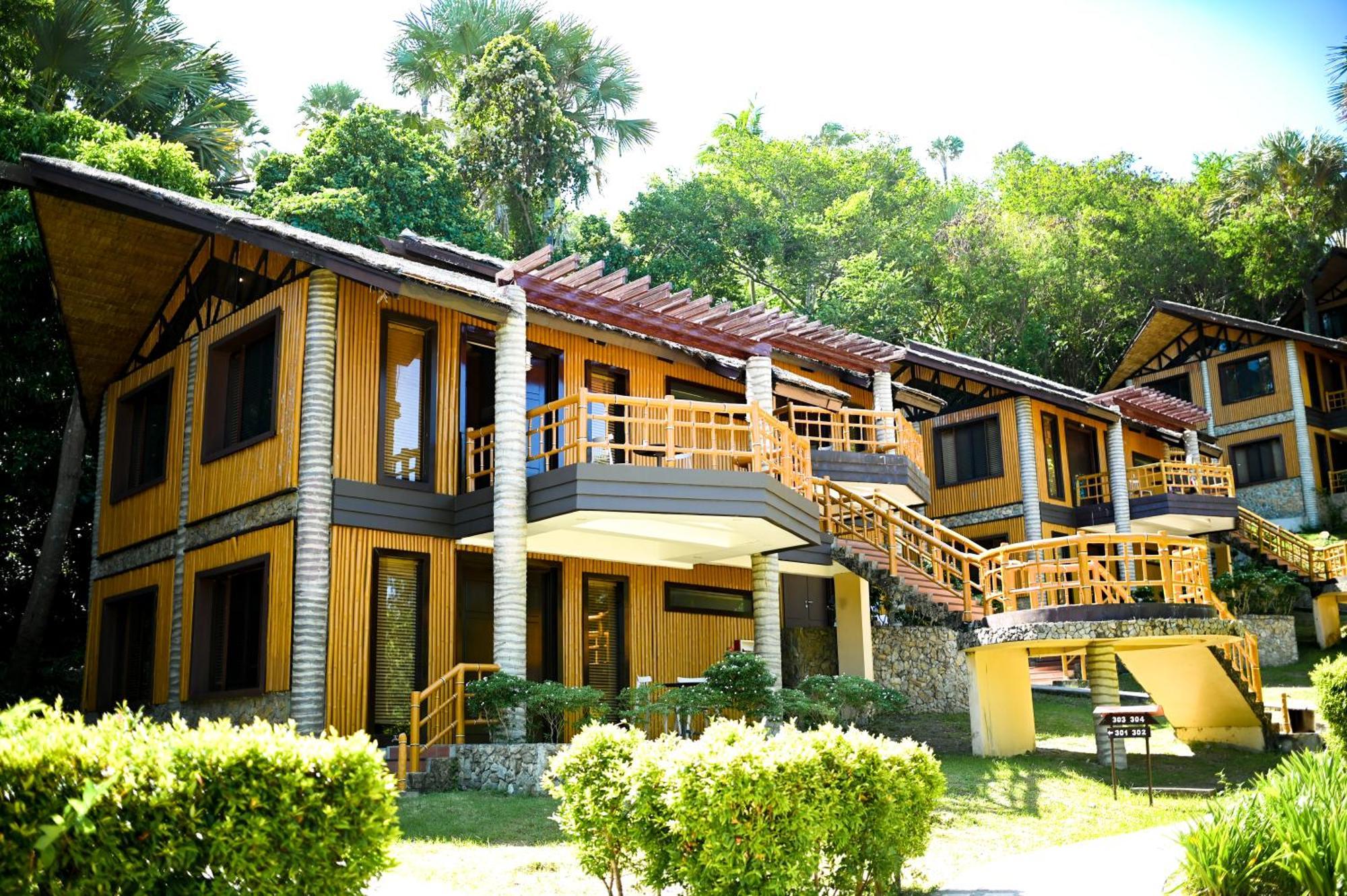 Fridays Puerto Galera Hotel Kültér fotó