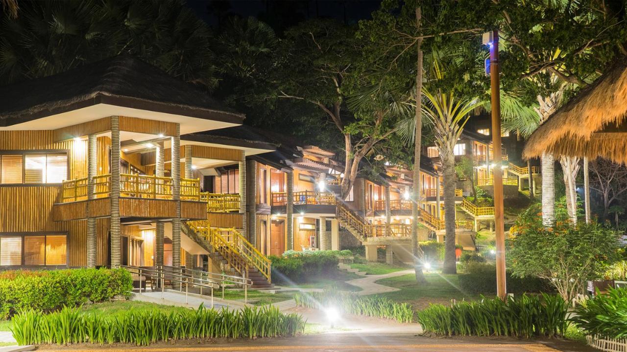Fridays Puerto Galera Hotel Kültér fotó